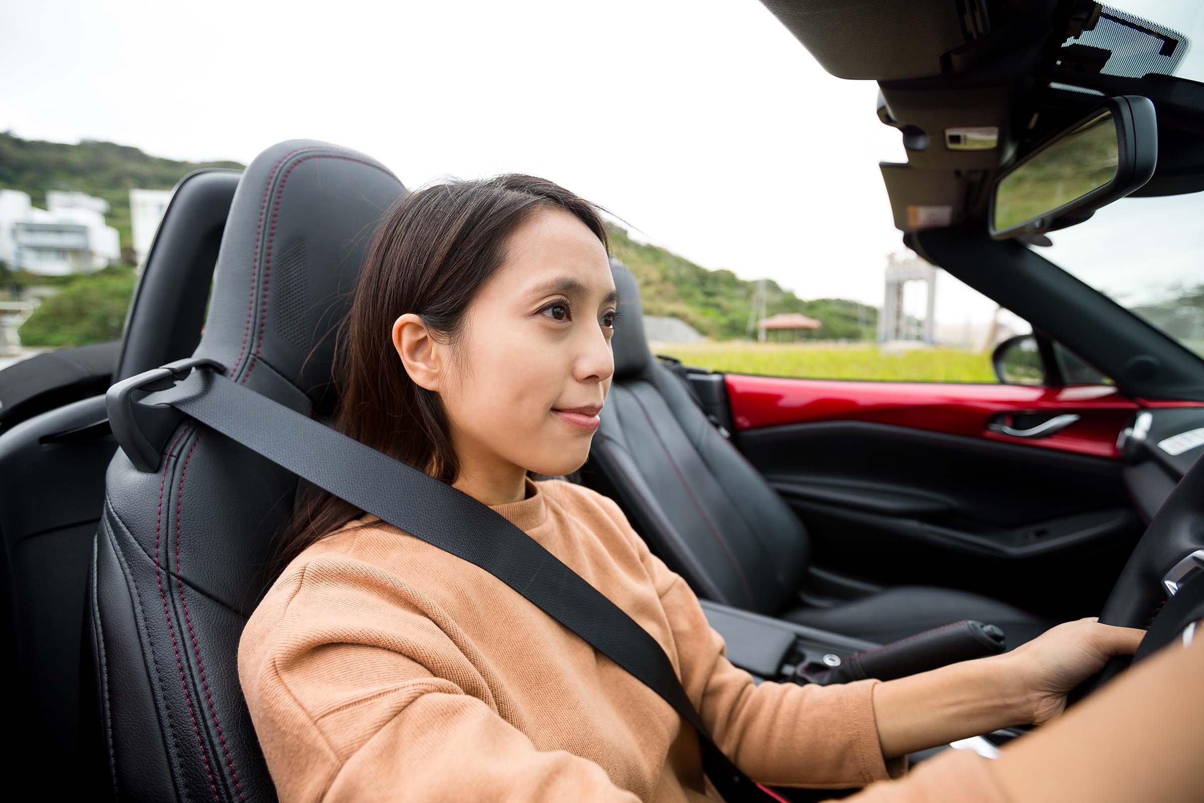 woman-driving-car-SGSSG4Y.jpg